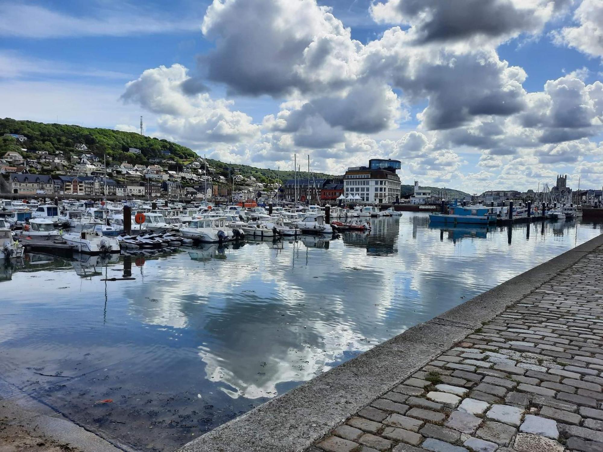 Appartement Renove Avec Vue Sur Mer A Fecamp ! Eksteriør billede